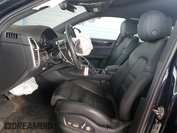 2021 Porsche Cayenne z VIN WP1AA2AY2MDA09149, wystawiony jako Copart lot #53487725 z przebiegiem 30 318 mil mil oraz Szkoda całkowita • Salvage title. Historia ofert i sprzedaży dostępna na DreamBid. Obrazek 7.