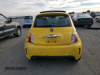 2017 FIAT 500 Abarth z VIN 3C3CFFFH3HT675355, wystawiony jako Copart lot #81145414 z przebiegiem 45 491 mil mil oraz Szkody całkowita. Historia ofert i sprzedaży dostępna na DreamBid. Obrazek 6.