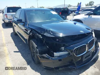 2014 BMW 7 Series ALPINA B7 z VIN WBAYE8C54ED134615, wystawiony jako IAAI lot #42197002 z przebiegiem 126 805 mil mil oraz . Historia ofert i sprzedaży dostępna na DreamBid. Obrazek 6.