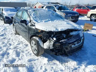 2022 Nissan Versa S z VIN 3N1CN8DV0NL832745, wystawiony jako IAAI lot #41463637 z przebiegiem 55 926 mil mil oraz . Historia ofert i sprzedaży dostępna na DreamBid. Obrazek 1.