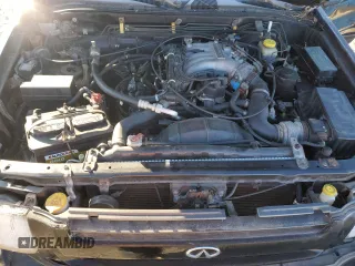 1998 Infiniti QX4 with VIN JNRAR05YXWW025938, listed as a Copart auction lot 49781395 with 111,967 mi miles and Salvage Title. Bid and sale history available at DreamBid. Image 12.
