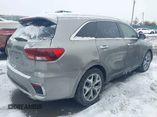 2019 Kia Sorento SX V6 with VIN 5XYPKDA58KG548822, listed as a IAAI auction lot 41606599 with 66,760 mi miles. Bid and sale history available at carsss.com. Image 4.