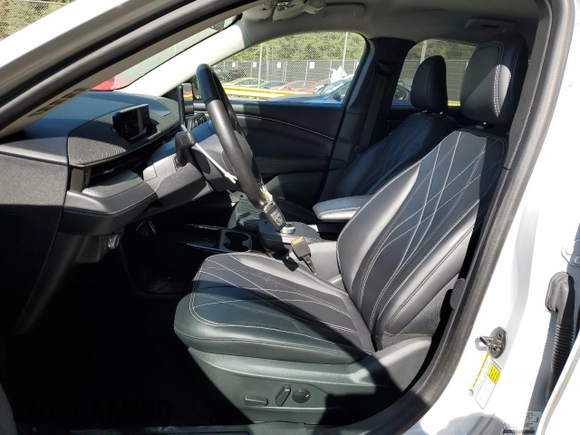 2022 Ford Mustang Mach-E Select z VIN 3FMTK1RM2NMA14114, wystawiony jako Copart lot #75493084 z przebiegiem 25 288 mil mil oraz Szkoda całkowita • Salvage title. Historia ofert i sprzedaży dostępna na DreamBid. Obrazek 7.