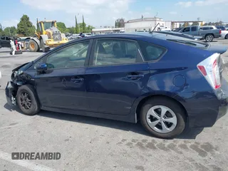 2015 Toyota Prius Four with VIN JTDKN3DU4F0470775, listed as a IAAI auction lot 42254233 with 125,495 mi miles and . Bid and sale history available at DreamBid. Image 14.