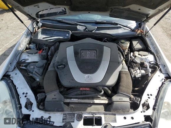 2007 Mercedes-Benz SLK-Class 3.0L with VIN WDBWK54F87F142683, listed as a Copart auction lot 45384065 with 147,388 mi miles and Clean Title. Bid and sale history available at carsss.com. Image 11.