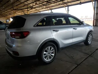 2020 Kia Sorento L with VIN 5XYPG4A37LG635838, listed as a Copart auction lot 46695955 with 119,545 mi miles and Salvage Title. Bid and sale history available at DreamBid. Image 3.