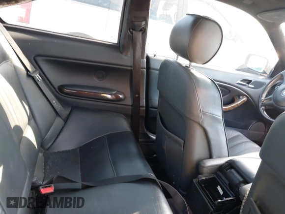 2002 BMW 3 Series 330Ci with VIN WBABN53432JU38611, listed as a IAAI auction lot 41577630 with 166,771 mi miles and . Bid and sale history available at carsss.com. Image 8.