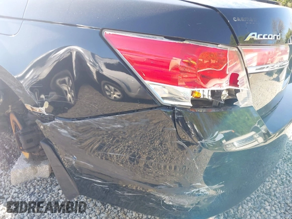 2011 Honda Accord EX-L z VIN 1HGCP3F80BA017161, wystawiony jako IAAI lot #42223591 z przebiegiem 124 615 mil mil oraz . Historia ofert i sprzedaży dostępna na DreamBid. Obrazek 6.