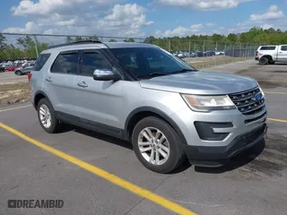 2016 Ford Explorer with VIN 1FM5K7BH9GGB39066, listed as a IAAI auction lot 41953309 with 193,779 mi miles. Bid and sale history available at carsss.com. Image 1.