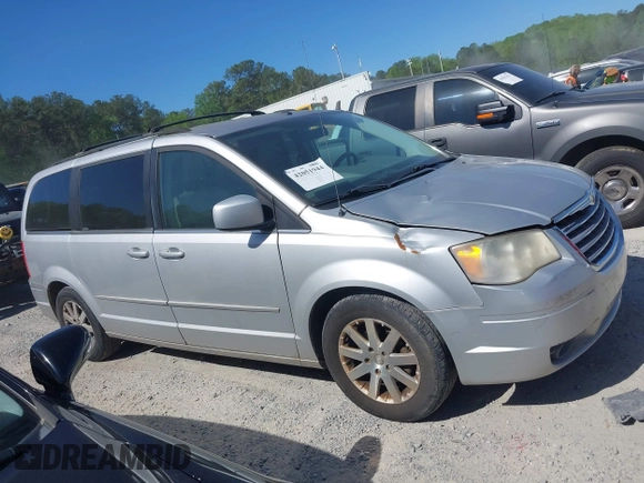2008 Chrysler Town & Country Touring with VIN 2A8HR54P88R114822, listed as a IAAI auction lot 42051944 with 204,282 mi miles and . Bid and sale history available at DreamBid. Image 13.