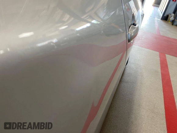 2020 Toyota Prius L Eco z VIN JTDKARFU2L3107977, wystawiony jako IAAI lot #42571708 z przebiegiem 204 781 mil mil oraz . Historia ofert i sprzedaży dostępna na DreamBid. Obrazek 20.