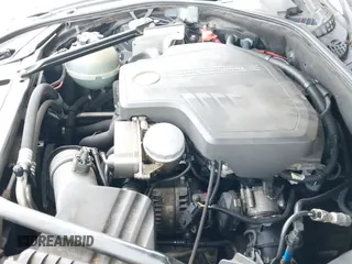 2013 BMW 5 Series 528i xDrive с VIN WBAXH5C59DDW12558, выставлен на аукционе IAAI как лот 43177240 с пробегом 116 224 миль миль и . История ставок и продаж доступна на DreamBid. Изображение 12.