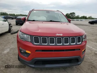 2019 Jeep Compass Latitude z VIN 3C4NJDBB2KT597540, wystawiony jako Copart lot #57686275 z przebiegiem 84 501 mil mil oraz Szkoda całkowita • Salvage title. Historia ofert i sprzedaży dostępna na DreamBid. Obrazek 5.