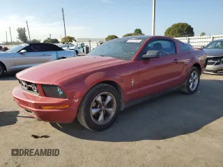2007 Ford Mustang Deluxe with VIN 1ZVFT80N375240875, listed as a Copart auction lot 42513745 with 161,110 mi miles and Salvage Title. Bid and sale history available at carsss.com. Image 1.