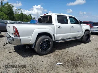2015 Toyota Tacoma PreRunner z VIN 5TFJU4GN4FX078637, wystawiony jako Copart lot #56931165 z przebiegiem Nie podano mil oraz Czysty tytuł • Clean title. Historia ofert i sprzedaży dostępna na DreamBid. Obrazek 3.