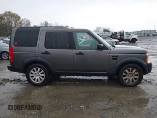 2006 Land Rover LR3 SE with VIN SALAD25466A358134, listed as a IAAI auction lot 41042605 with 237,024 mi miles. Bid and sale history available at carsss.com. Image 13.