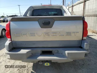 2002 Chevrolet Avalanche z VIN 3GNEC13T32G329497, wystawiony jako Copart lot #59164275 z przebiegiem 174 500 mil mil oraz Szkoda całkowita • Salvage title. Historia ofert i sprzedaży dostępna na DreamBid. Obrazek 6.