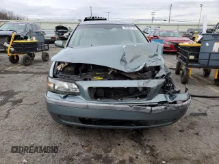 2004 Volvo V70 with VIN YV1SW59V842399389, listed as a Copart auction lot 85686774 with 135,634 mi miles and Salvage Title. Bid and sale history available at carsss.com. Image 5.