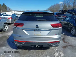 2021 Volkswagen Atlas SE with VIN 1V2KE2CA4MC228516, listed as a IAAI auction lot 41630396 with 53,946 mi miles and . Bid and sale history available at DreamBid. Image 16.