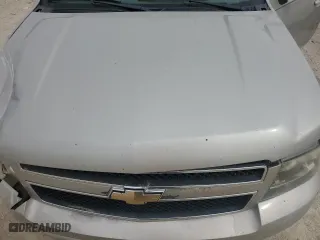 2009 Chevrolet Suburban LT w/2LT with VIN 1GNFC26039R231768, listed as a Copart auction lot 50708945 with 198,620 mi miles and Salvage Title. Bid and sale history available at carsss.com. Image 12.