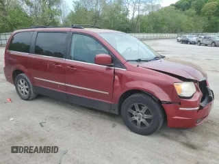 2010 Chrysler Town & Country Touring Plus with VIN 2A4RR8D18AR442282, listed as a Copart auction lot 51805924 with 172,704 mi miles and Salvage Title. Bid and sale history available at DreamBid. Image 4.