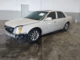 2011 Cadillac DTS Luxury Collection with VIN 1G6KD5E68BU151058, listed as a IAAI auction lot 41433526 with 118,815 mi miles. Bid and sale history available at carsss.com. Image 18.