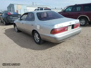 1996 Lexus ES 300 with VIN JT8BF12G6T0185262, listed as a IAAI auction lot 41526181 with 1 mi miles. Bid and sale history available at carsss.com. Image 3.