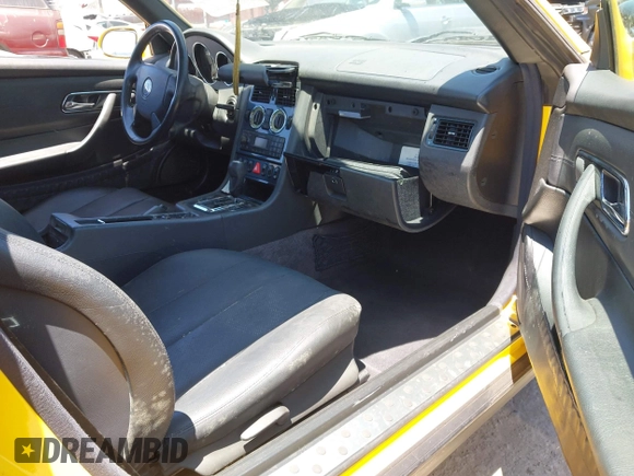 1999 Mercedes-Benz SLK 230/320 with VIN WDBKK47F7XF131839, listed as a IAAI auction lot 42648299 with 124,630 mi miles and . Bid and sale history available at DreamBid. Image 5.