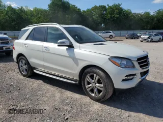 2013 Mercedes-Benz M 350 z VIN 4JGDA2EB5DA150900, wystawiony jako Copart lot #53835195 z przebiegiem 123 411 mil mil oraz Szkoda całkowita • Salvage title. Historia ofert i sprzedaży dostępna na DreamBid. Obrazek 4.