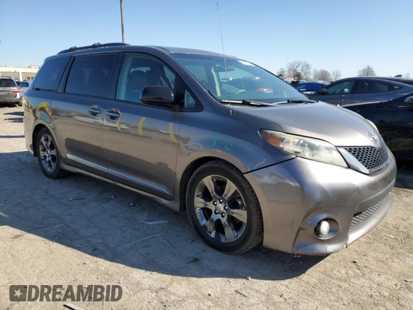 2011 Toyota Sienna SE с VIN 5TDXK3DC5BS117992, выставлен на аукционе Copart как лот 48492725 с пробегом 177 647 миль миль и Списание • Salvage title. История ставок и продаж доступна на DreamBid. Изображение 4.