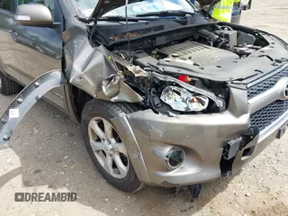 2012 Toyota RAV4 Limited z VIN 2T3DK4DV2CW076831, wystawiony jako IAAI lot #42780392 z przebiegiem 85 748 mil mil oraz . Historia ofert i sprzedaży dostępna na DreamBid. Obrazek 6.