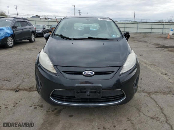 2012 Ford Fiesta SE with VIN 3FADP4EJ9CM155739, listed as a Copart auction lot 53532995 with 99,224 mi miles and Salvage Title. Bid and sale history available at carsss.com. Image 5.