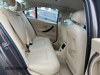 2014 BMW 3 Series 328i with VIN WBA3C1C59EK112967, listed as a Copart auction lot 61473605 with 151,905 mi miles and Clean title. Bid and sale history available at DreamBid. Image 10.