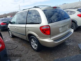 2007 Dodge Caravan SXT with VIN 1D4GP45R67B215067, listed as a IAAI auction lot 41780287 with 121,149 mi miles and . Bid and sale history available at carsss.com. Image 3.