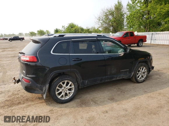 2016 Jeep Cherokee Latitude with VIN 1C4PJMCS0GW223341, listed as a Copart auction lot 58971355 with 233,488 mi miles and Clean title. Bid and sale history available at DreamBid. Image 3.