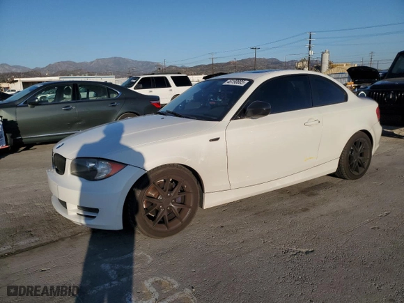 2011 BMW 1 Series 128i with VIN WBAUP9C52BVL89509, listed as a Copart auction lot 46190685 with 99,080 mi miles and Salvage Title. Bid and sale history available at carsss.com. Image 1.