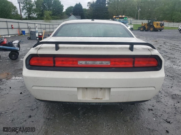 2009 Dodge Challenger SE with VIN 2B3LJ44V79H522576, listed as a Copart auction lot 52038555 with 168,322 mi miles and Clean Title. Bid and sale history available at carsss.com. Image 6.