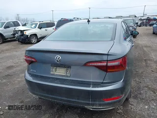 2019 Volkswagen Jetta S with VIN 3VWC57BU5KM250435, listed as a IAAI auction lot 42059574 with 60,017 mi miles and . Bid and sale history available at DreamBid. Image 16.