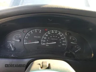 2001 Ford Ranger XL z VIN 1FTYR14U51PB27315, wystawiony jako Copart lot #48818545 z przebiegiem 288 590 mil mil oraz Nie do naprawy • Non repairable. Historia ofert i sprzedaży dostępna na DreamBid. Obrazek 9.