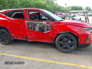 2020 Chevrolet Blazer RS z VIN 3GNKBKRS2LS610070, wystawiony jako IAAI lot #42455099 z przebiegiem 38 030 mil mil oraz . Historia ofert i sprzedaży dostępna na DreamBid. Obrazek 6.