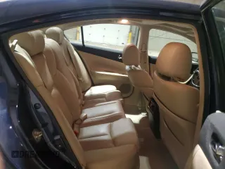 2014 Nissan Maxima S z VIN 1N4AA5AP1EC433753, wystawiony jako Copart lot #60191935 z przebiegiem 131 935 mil mil oraz Szkoda całkowita • Salvage title. Historia ofert i sprzedaży dostępna na DreamBid. Obrazek 10.