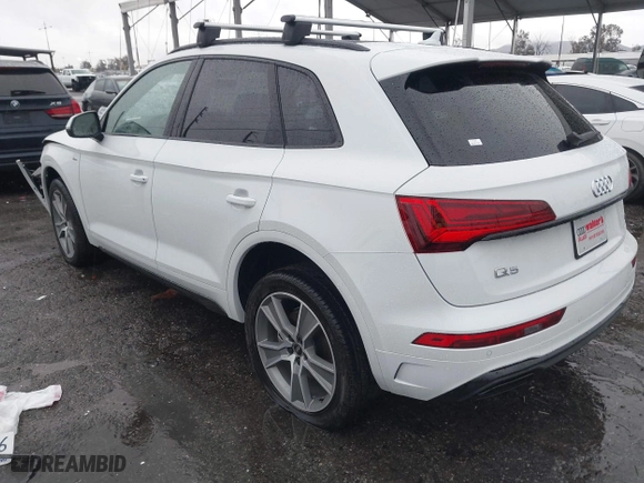 2025 Audi Q5 S line Premium with VIN WA1GAAFY2S2029189, listed as a IAAI auction lot 41576981 with 1,595 mi miles. Bid and sale history available at carsss.com. Image 3.