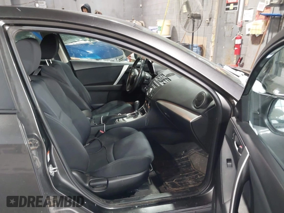 2011 Mazda 3 S Sport with VIN JM1BL1U63B1475983, listed as a IAAI auction lot 41375920 with 166,364 mi miles and . Bid and sale history available at DreamBid. Image 5.