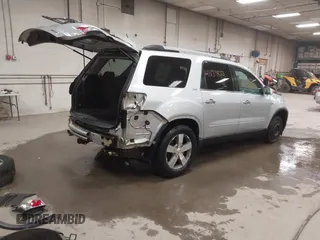 2011 GMC Acadia SLT1 with VIN 1GKKVRED3BJ411906, listed as a IAAI auction lot 41139873 with 197,267 mi miles. Bid and sale history available at carsss.com. Image 4.