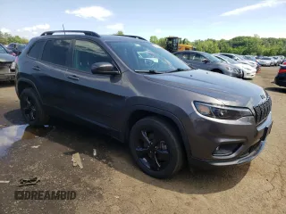 2019 Jeep Cherokee Latitude Plus z VIN 1C4PJMLN3KD333945, wystawiony jako Copart lot #56859834 z przebiegiem 84 620 mil mil oraz Szkoda całkowita • Salvage title. Historia ofert i sprzedaży dostępna na DreamBid. Obrazek 4.