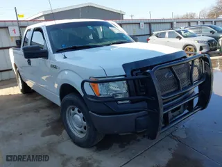 2013 Ford F-150 XL with VIN 1FTFX1CF5DKG33969, listed as a IAAI auction lot 41139310 with NaN miles. Bid and sale history available at carsss.com. Image 1.