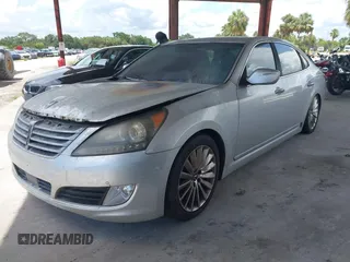 2014 Hyundai Equus Signature with VIN KMHGH4JH4EU073743, listed as a IAAI auction lot 42620941 with Not provided miles and . Bid and sale history available at DreamBid. Image 2.