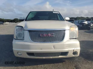 2010 GMC Yukon Denali with VIN 1GKUKEEF5AR266587, listed as a Copart auction lot 72511444 with 245,379 mi miles and Clean Title. Bid and sale history available at carsss.com. Image 5.