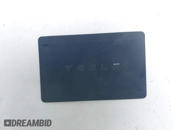 2024 Tesla Cybertruck с VIN 7G2CEHED6RA048460, выставлен на аукционе IAAI как лот 42433721 с пробегом 8 019 миль миль и . История ставок и продаж доступна на DreamBid. Изображение 11.