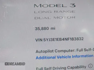 2022 Tesla Model 3 Long Range z VIN 5YJ3E1EB4NF183832, wystawiony jako IAAI lot #42085815 z przebiegiem 35 880 mil mil oraz . Historia ofert i sprzedaży dostępna na DreamBid. Obrazek 15.